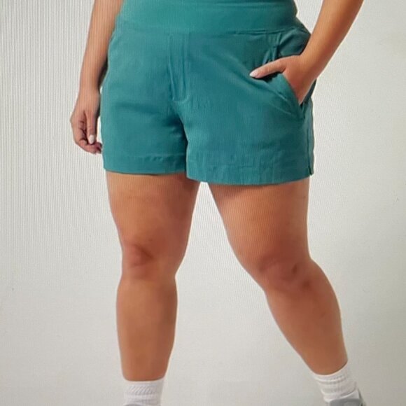 Athleta Pants - ATHLETA Brooklyn Bermuda Hiking Shorts Zip Pockets Size 20 New Without Tags